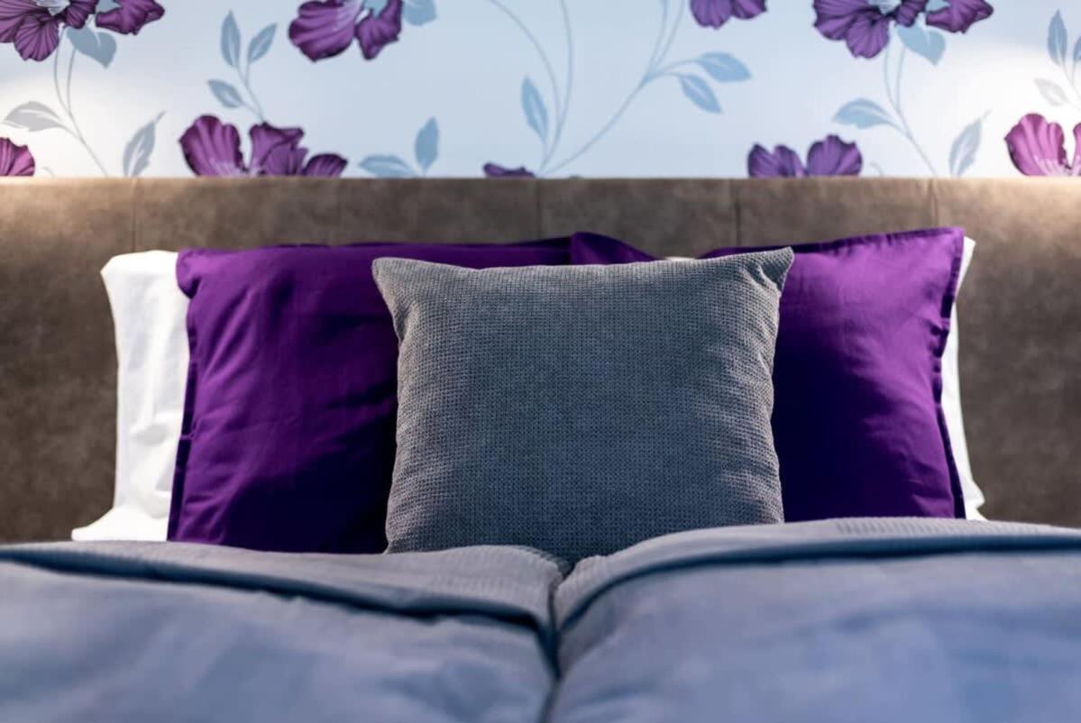 Modern Intimate In The Center Apartment Budapest